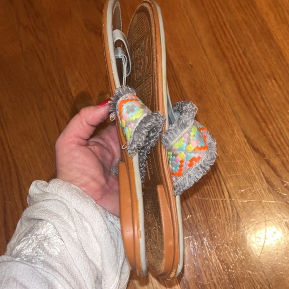 Aqrat grey patent leather flip flops size 38 boho fringe - Picture 5 of 7